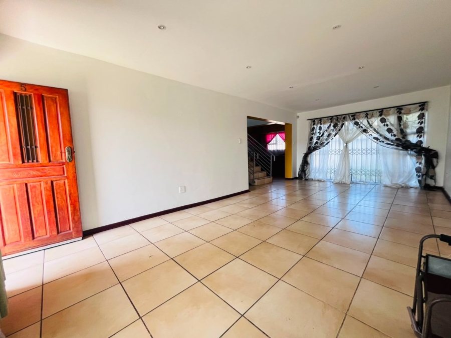 3 Bedroom Property for Sale in Greenfields Eastern Cape